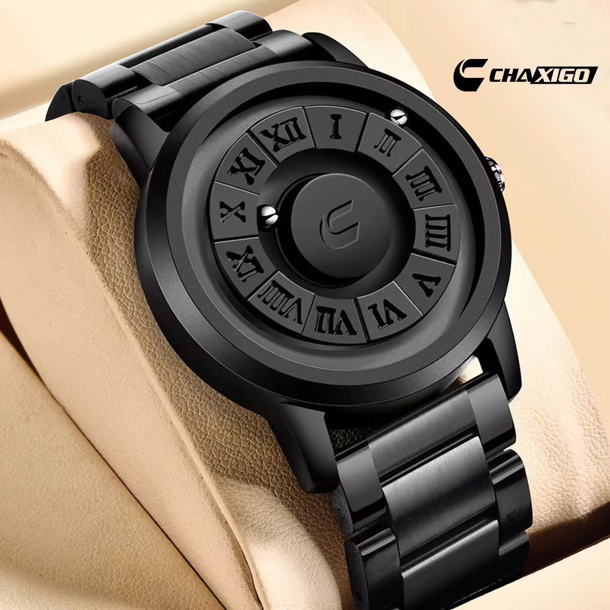 ROMAN NUMERAL SET IN A CIRCULAR LAYERED DESIGN