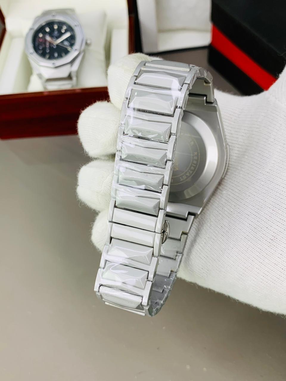 Hublot Diamond Cut Black